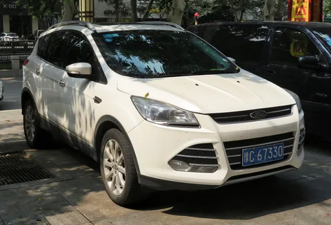 Ford Kuga (second generation) — 4