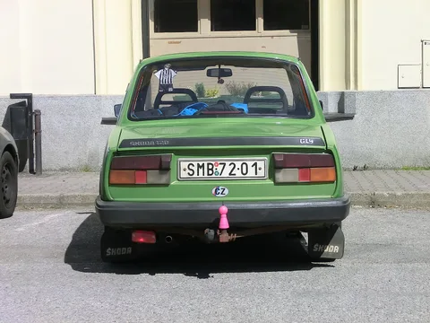 Škoda 120 GLS — 8
