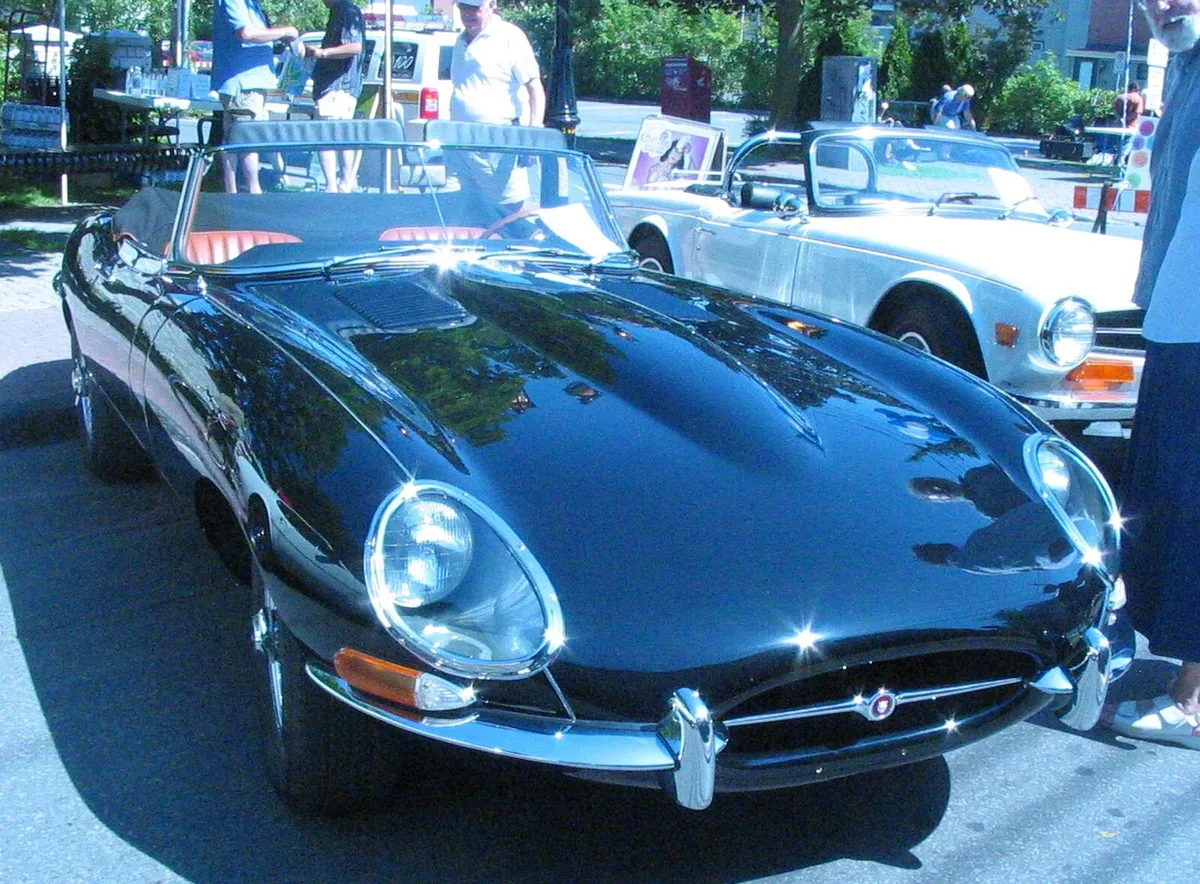 Jaguar E-Type Roadster