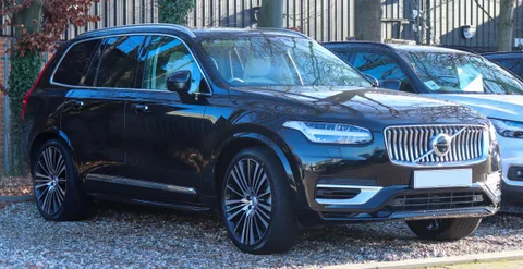Volvo XC90 II Plug-in Hybrid — 2