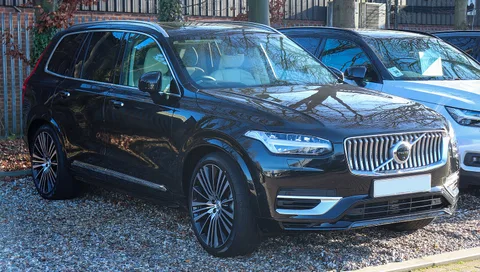 Volvo XC90 II Plug-in Hybrid — 3