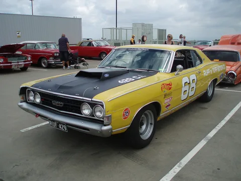 Ford Torino GT — 3
