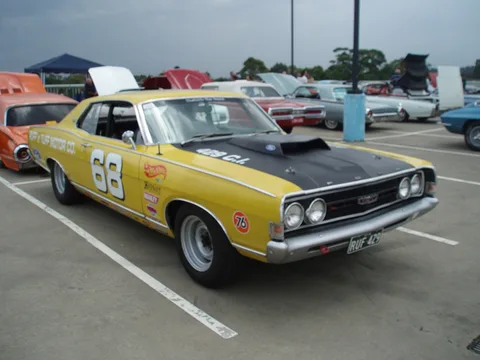 Ford Torino GT — 4