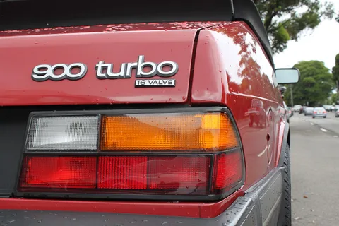 Saab 900 (first generation) convertible — 4