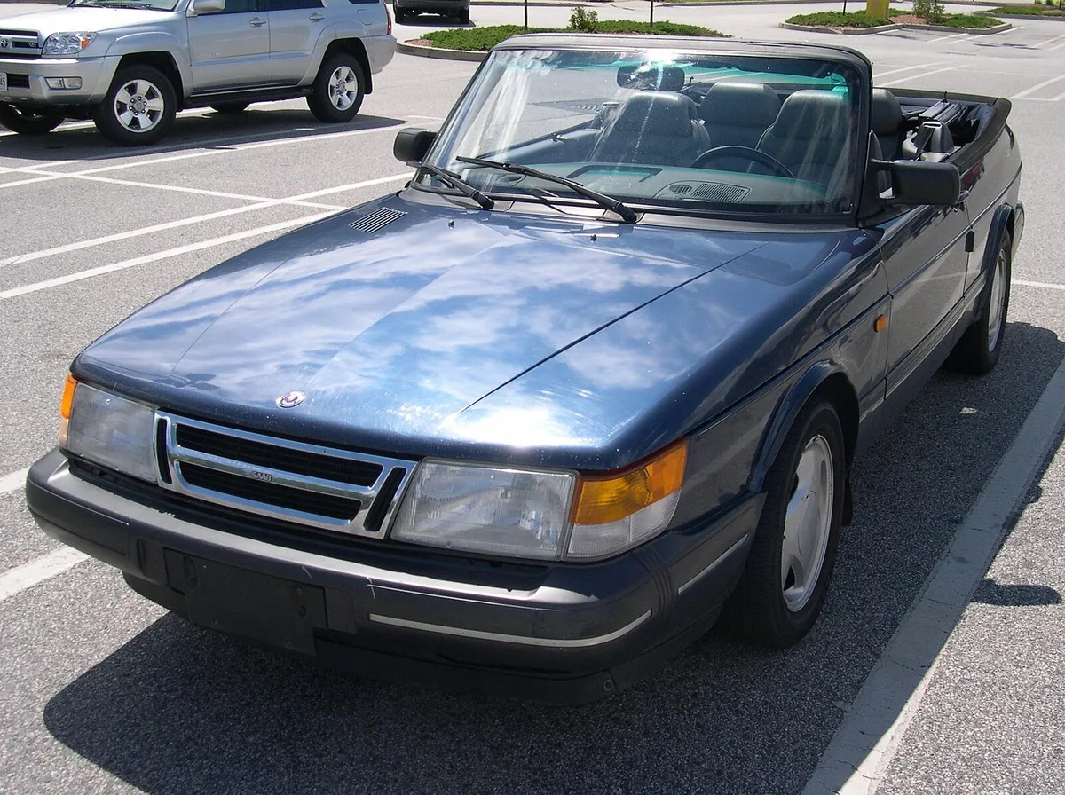Saab 900 (first generation) convertible