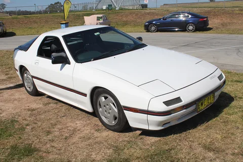Mazda RX-7 (FC)