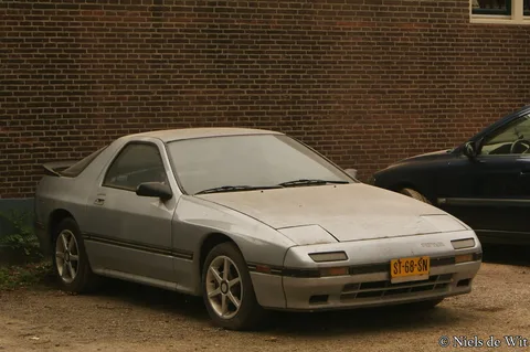 Mazda RX-7 (FC) — 3