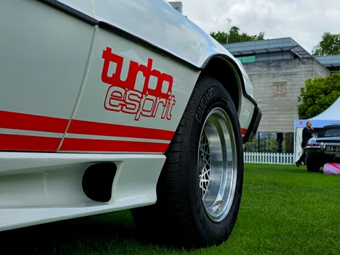 Lotus Esprit S3/Turbo — 7