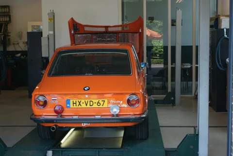 BMW 2000 touring — 3