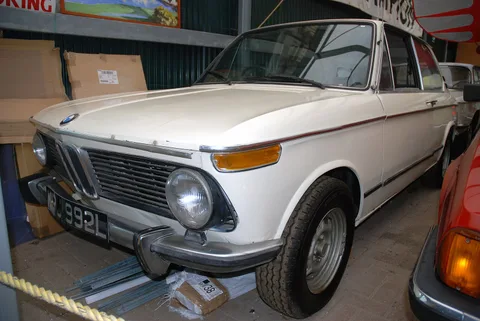 BMW 2000 touring — 7