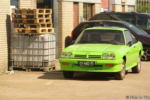 Opel Manta B — 8