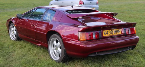 Lotus Esprit S4/GT3 — 2