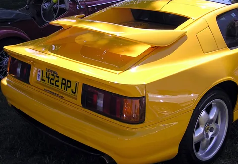 Lotus Esprit S4/GT3 — 4