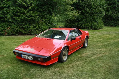 Lotus Esprit S2