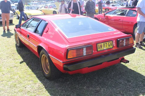 Lotus Esprit S2 — 4