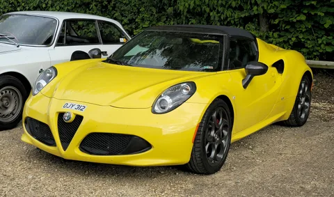 Alfa Romeo 4C Spider — 2