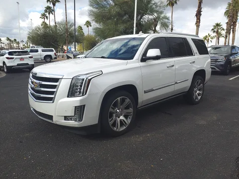Cadillac Escalade (GMTK2UL) — 2