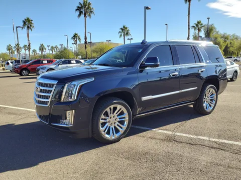 Cadillac Escalade (GMTK2UL) — 4
