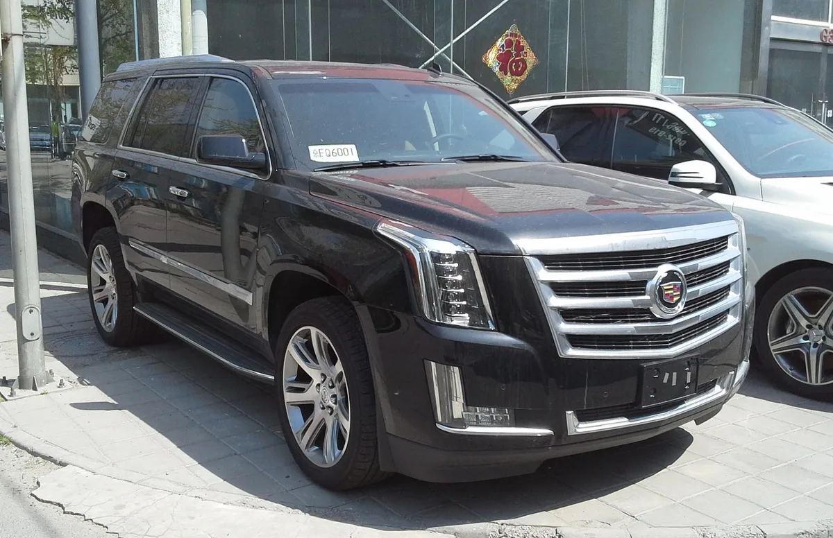 Cadillac Escalade (GMTK2UL)