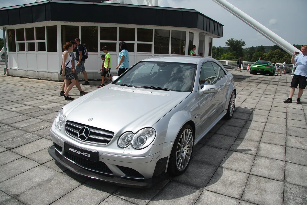Mercedes-Benz C215 AMG