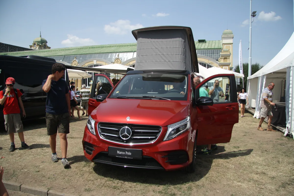 Mercedes-Benz Marco Polo