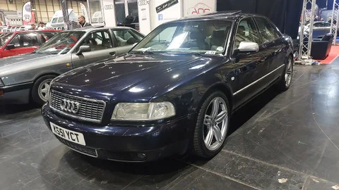 Audi S8 D2 — 6