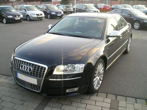 Audi S8 D3 — 8