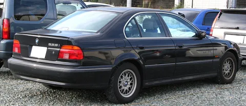 BMW M5 (E39) — 5