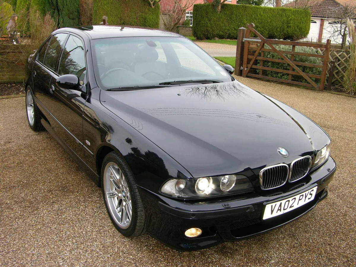 BMW M5 (E39)