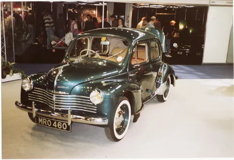 Renault 4CV — 6