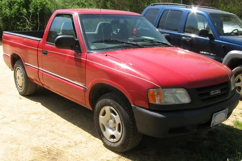 Isuzu Hombre — 5