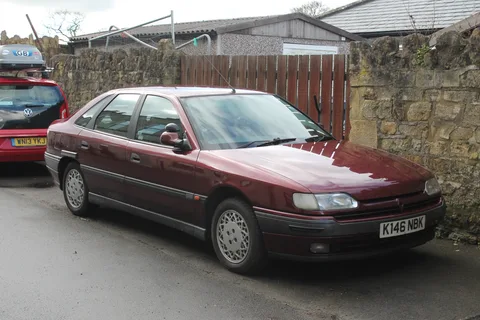 Renault Safrane — 3