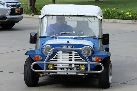 Mini Moke — 4