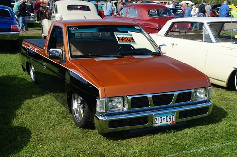 Nissan Hardbody Truck — 4