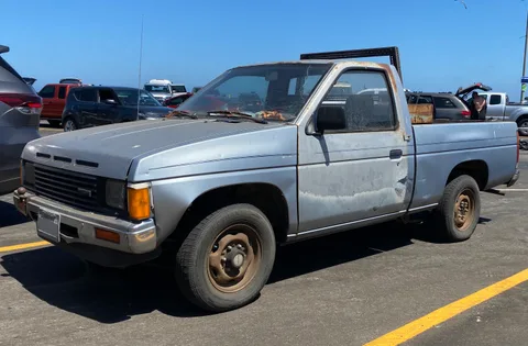 Nissan Hardbody Truck — 5