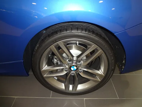 BMW Z4 (E89) — 5