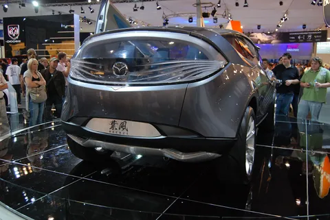 Mazda Hakaze Concept — 3