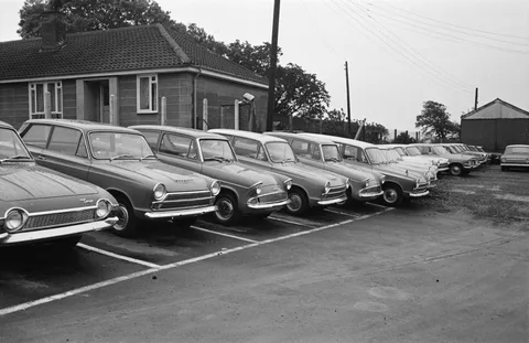 Ford Anglia 105E — 5
