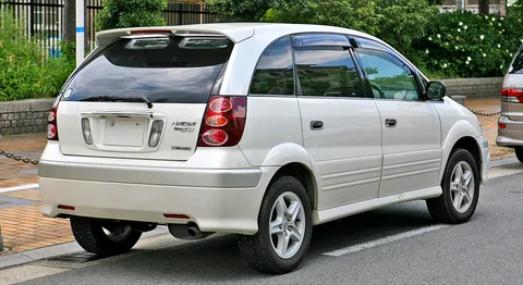 Toyota Nadia — 5