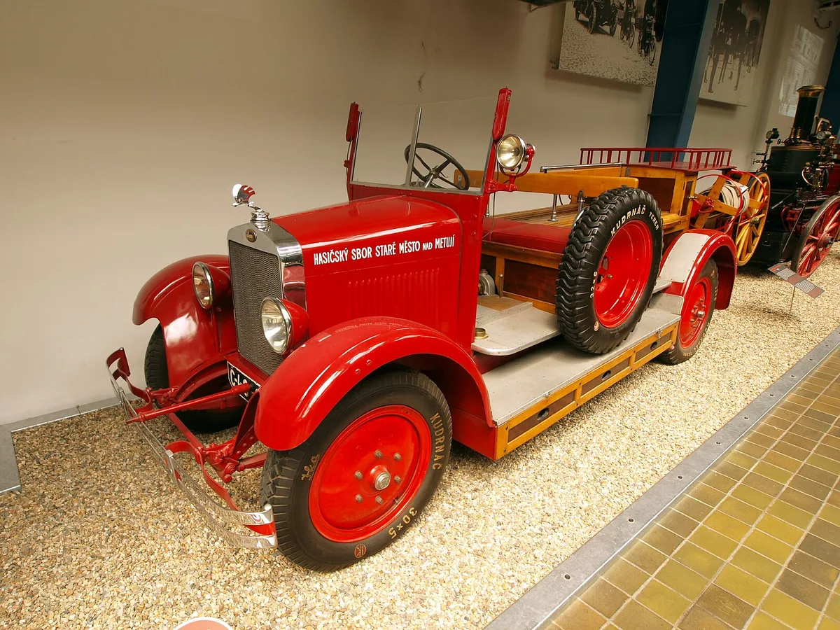 Škoda 154