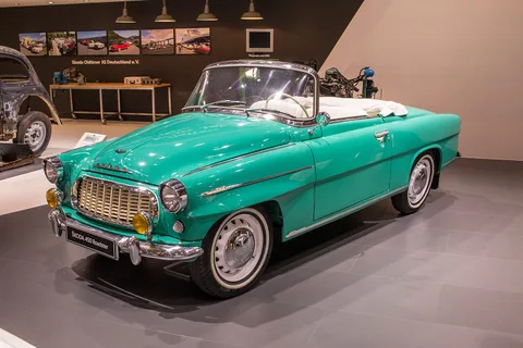 Škoda 450