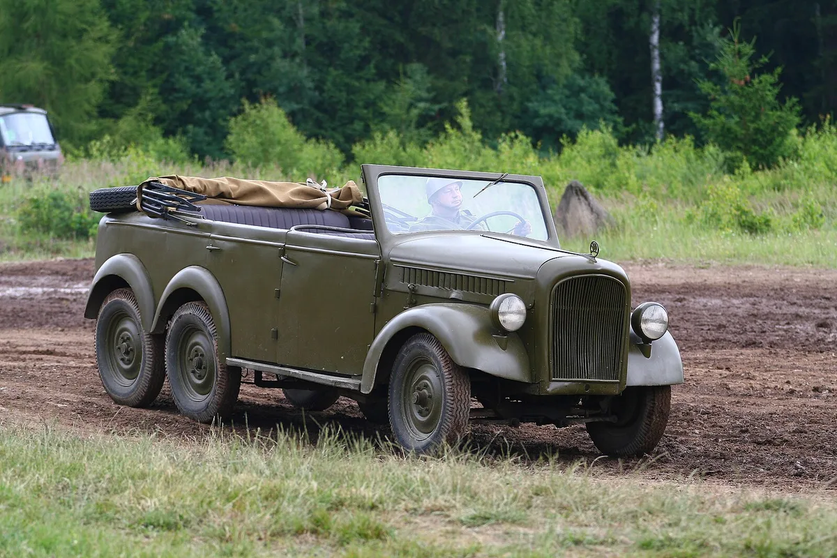 Škoda 903
