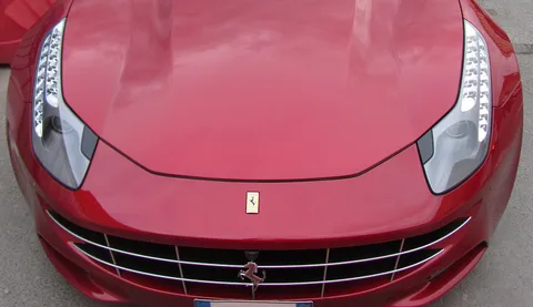 Ferrari FF — 5