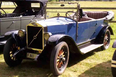 Volvo ÖV 4 — 4