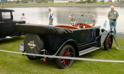 Volvo ÖV 4 — 8