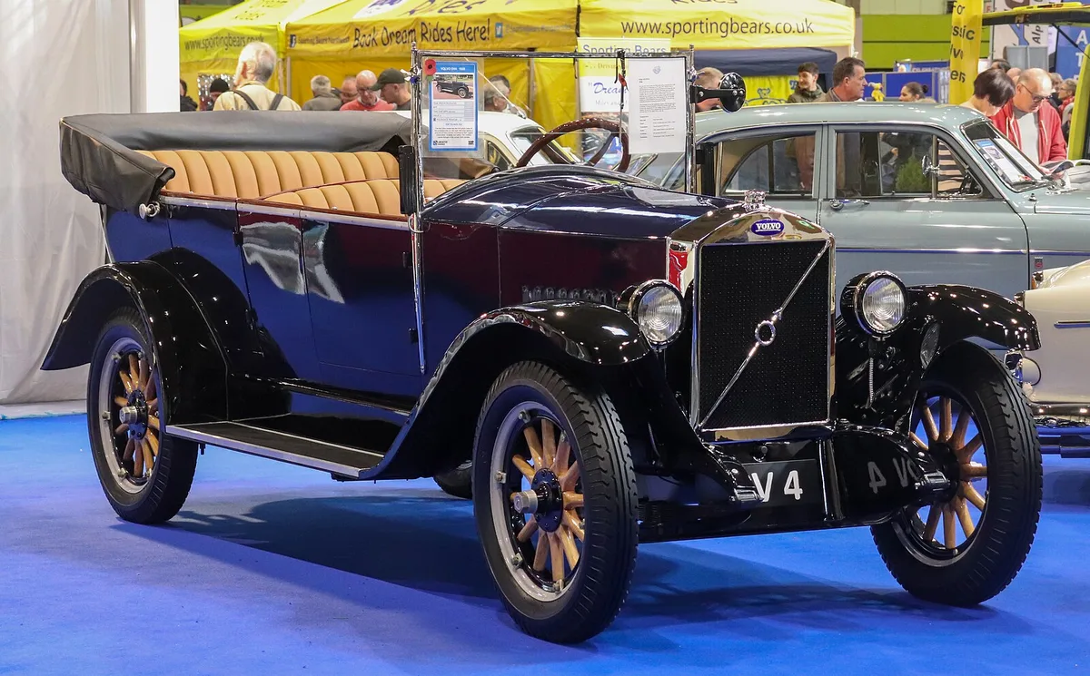 Volvo ÖV 4