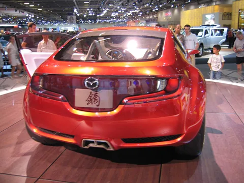 Mazda Kabura — 3