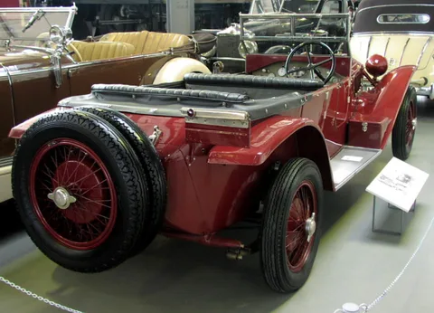 Lancia Lambda — 4