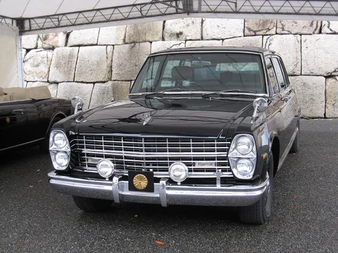 Nissan Prince Royal — 3