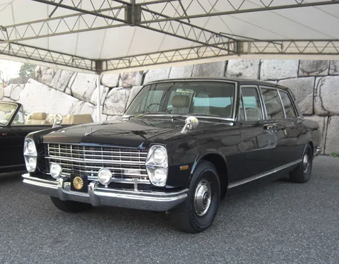 Nissan Prince Royal — 7